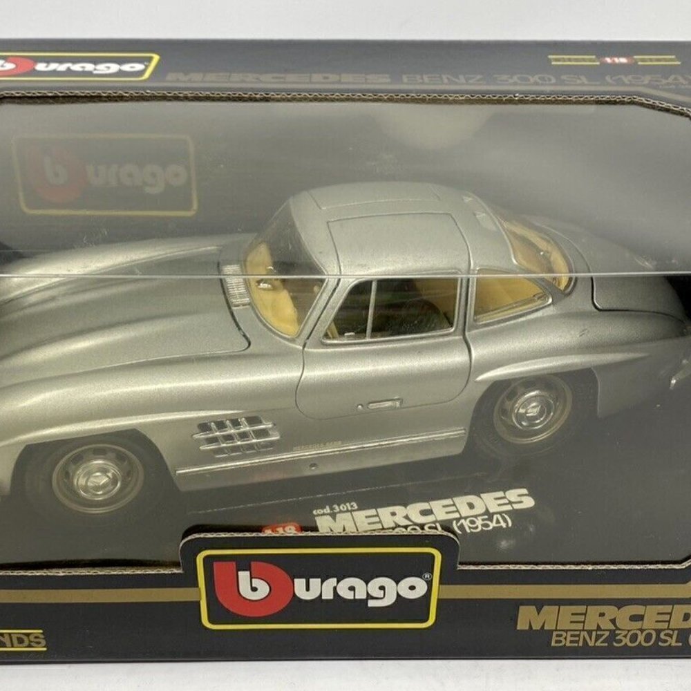 Burago 1954 Silver Mercedes Benz 300SL Diecast new in box